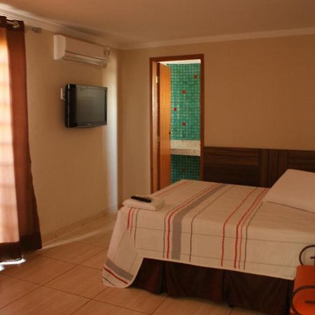 Colorado Plaza Hotel Rio Verde Extérieur photo