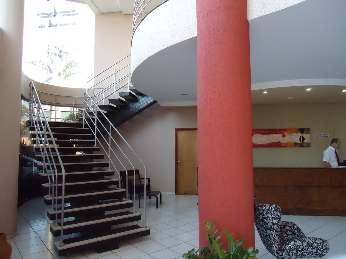 Colorado Plaza Hotel Rio Verde Extérieur photo